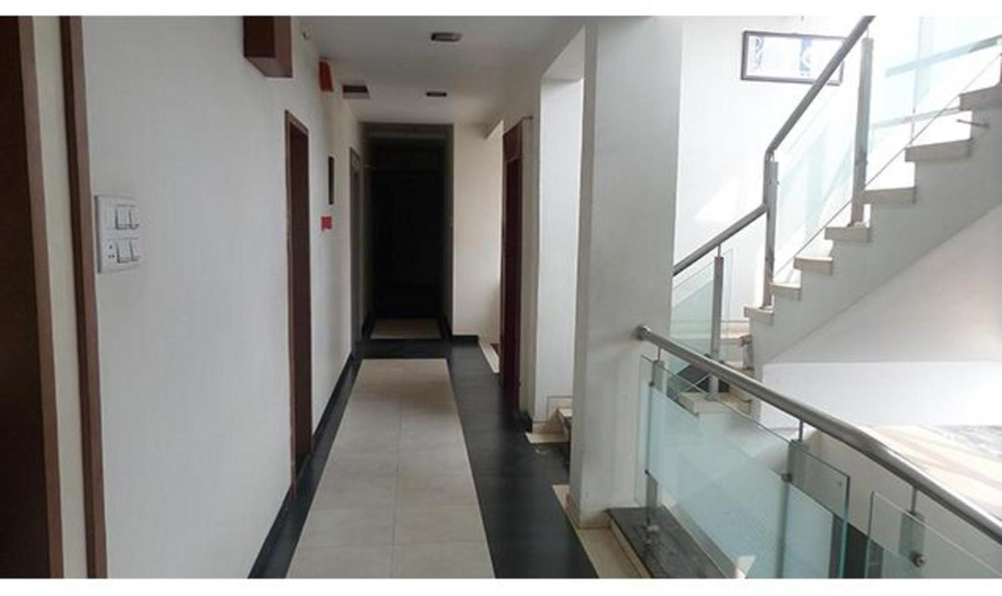 Fabhotel Skylark Inn Nashik Exterior photo